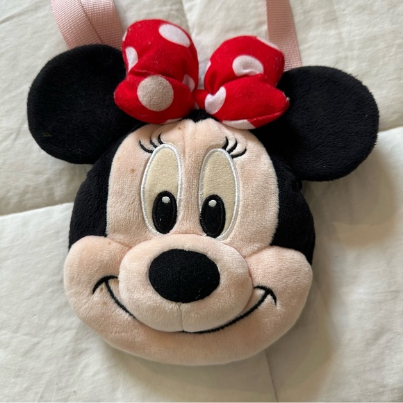 Tokyo Disney Resort Minnie Mouse Pass Case - Picture 8 of 9